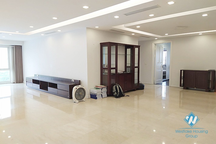 A 3 bedroom apartment with lot of natural light in Ciputra, Ha noi